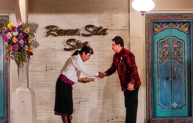 38 Karya Perupa Payangan Dipamerkan di Griya Santrian Sanur
